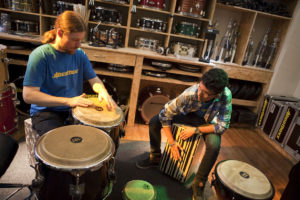 Congas und Cajon